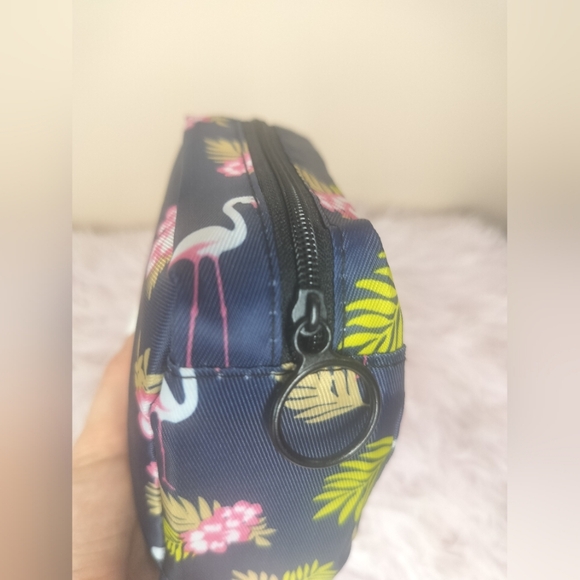 🚗 Car Kit! 💓 Tropical Flamingo Print Bag filled with On The Go Essentials! ✨ - Picture 4 of 6